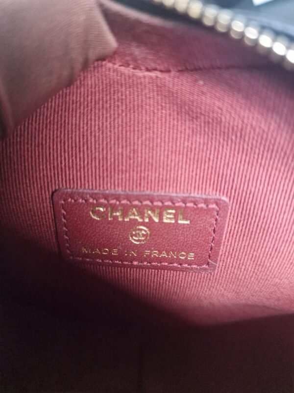 Chanel Heart crossbody Logo inside Chanel Heart crossbody Logo inside