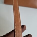 Hermes Kelly 28 Gold PHW Epsom strap stitches