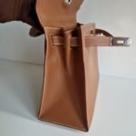 Hermes Kelly 28 Gold PHW Epsom side