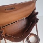 Hermes Kelly 28 Gold PHW togo inside