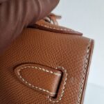 Hermes Kelly 28 Gold PHW Epsom view 5