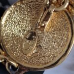 CHANEL Belt Chain Coco Vintage Necklace close-up 2