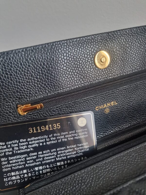 Chanel classic WOC GHW Caviar open and card