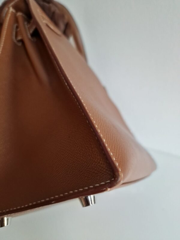 Hermes Kelly 28 Gold PHW Epsom View 2