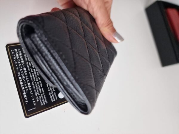 Chanel card holder flap wallet corner 3 Chanel card holder flap wallet corner 4