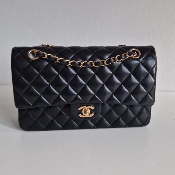 puffy Chanel medium classic cover puffy Chanel medium classic cover