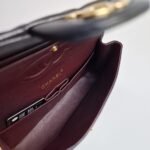 puffy Chanel medium classic inside puffy Chanel medium classic inside