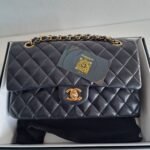 puffy Chanel medium classic in box puffy Chanel medium classic in box